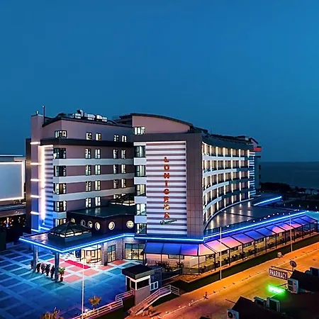 Hotel Lonicera Premium (adults Only)