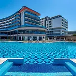 Hotel Lonicera Premium (adults Only)